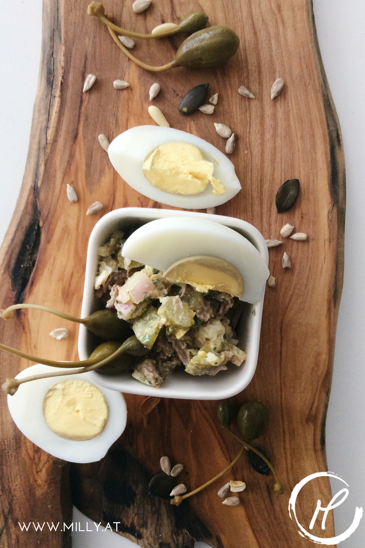 Es geht nichts über diese luxemburger Spezialität, die viele verschiedene Aromen auf ganz spezielle Art kombiniert - Feierstengszalot! #rezept #fleisch #luxemburg