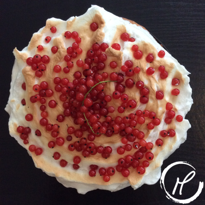 Ribiselschnitte, low carb, red currant cake, dessert, sweet, süß, österreich, austria, spezialotät, speciality