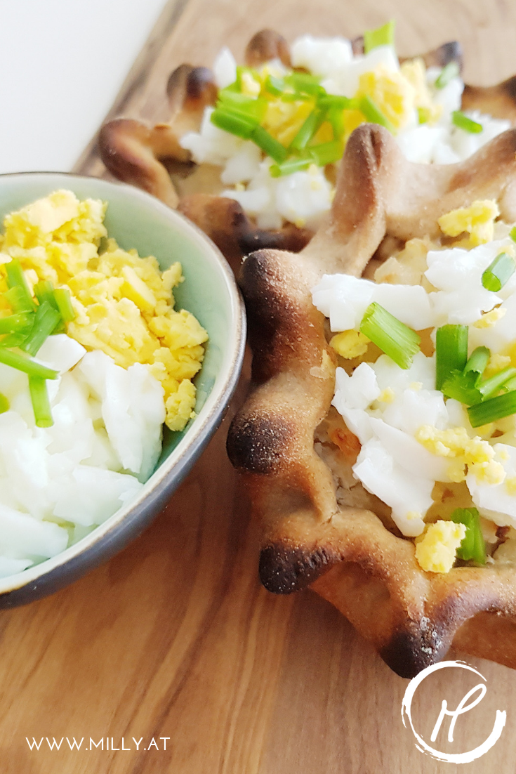 Als ich Finnland besuchen durfte, habe ich viele lokale Spezialitäten probiert - unter anderem auch diese wundervollen Karelischen Piroggen